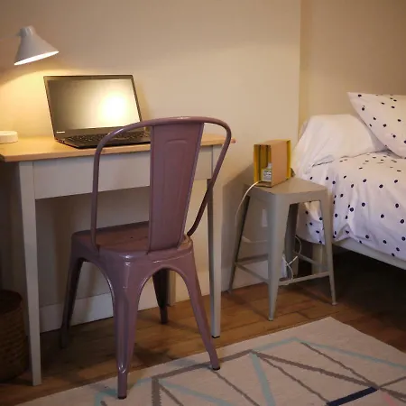 D'hote Parisienne Bed & Breakfast 4*